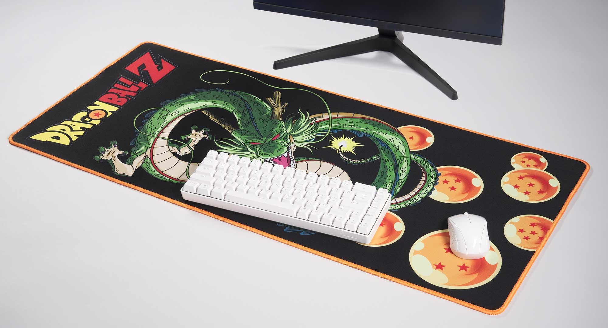 G-DRAGON Übermensch 展示会 DESK MAT 新品未使用 G-DRAGON Übermensch 展示会 DESK MAT 新品未使用 - メルカリ